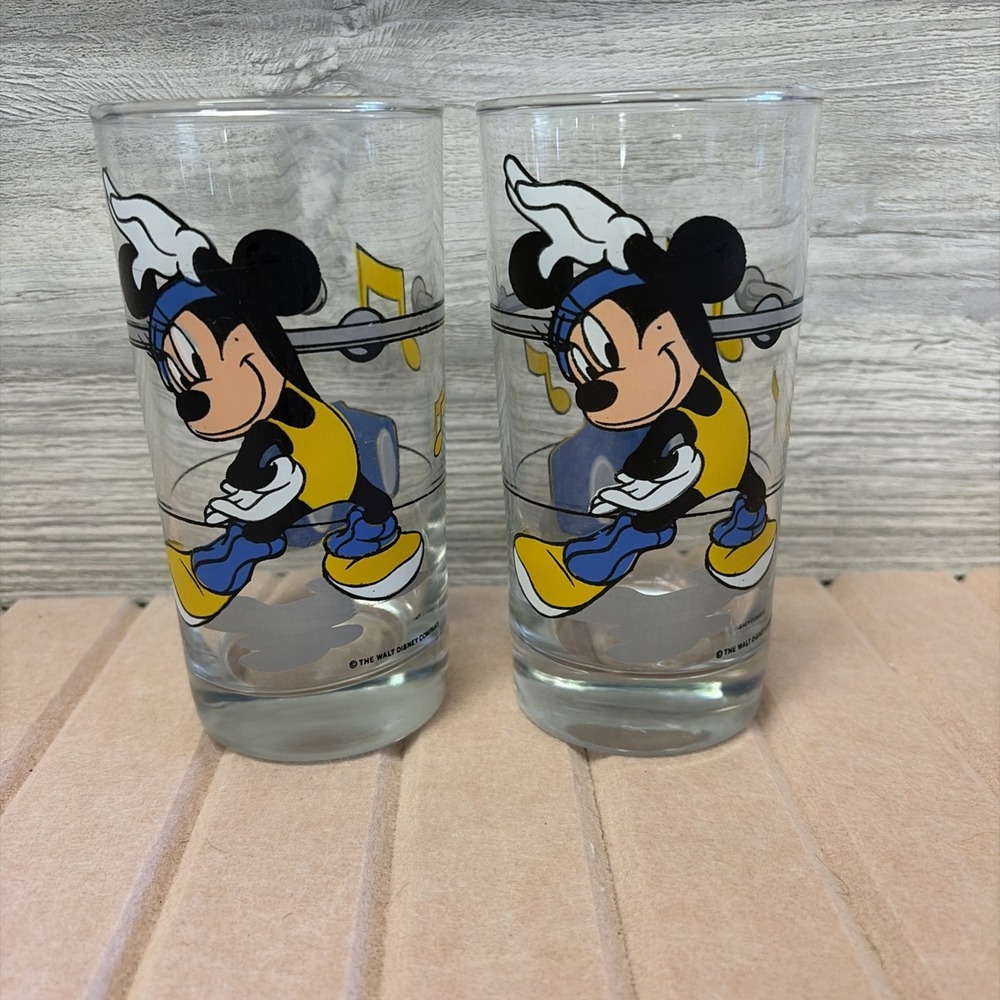 Vintage MICKEY MOUSE 12oz Drinking Glass The Walt Disney Co. Exercise (D7)